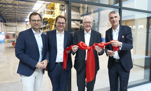 From left to right: Stephan Laarmann (Managing Partner, Althoff Industrie- und Verwaltungsbau GmbH), Jan Lödige (Shareholder, Lödige Industries), Dr. Rudolf Lödige (Chairman of the Advisory Board, Lödige Industries), Philippe De Backer (CEO, Lödige Industries)
